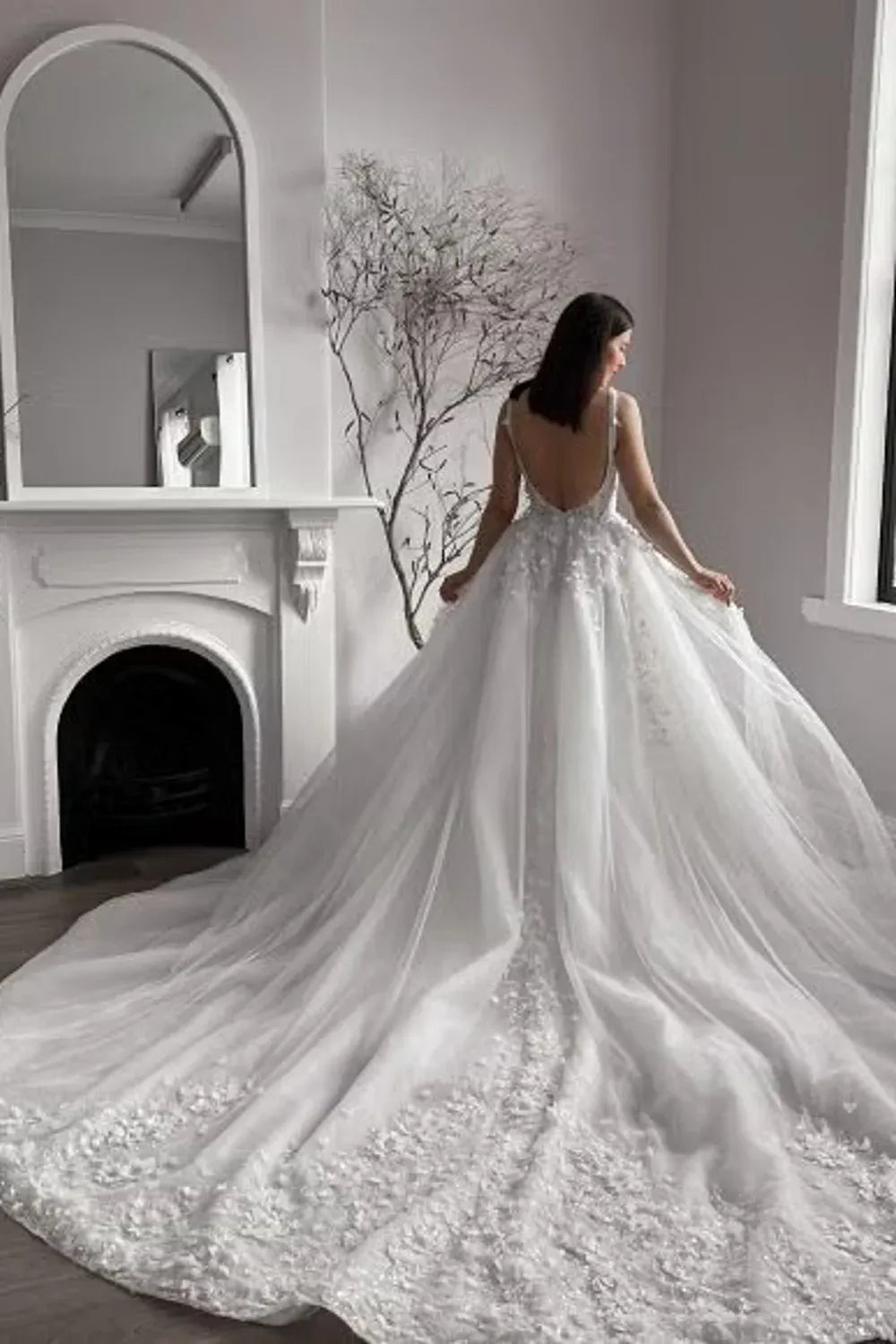The Poetry of Blanche Bridal: Where Romance Meets Modern Sophistication