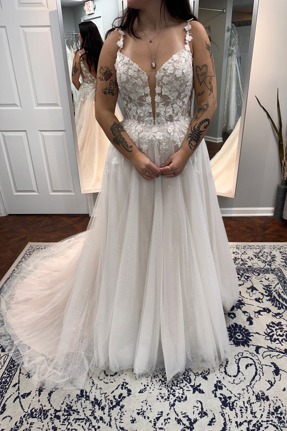 Effortless Elegance: Adore by Justin Alexander's Accessible Luxury