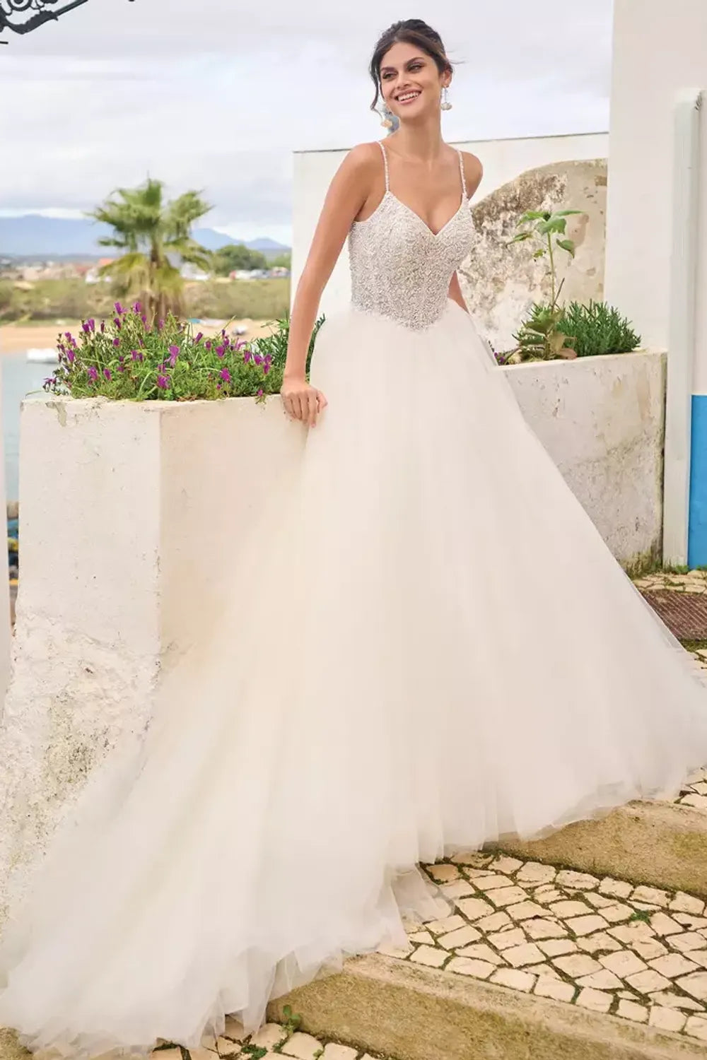 The Artistry of Romance: Discovering Sottero & Midgley's Signature Elegance