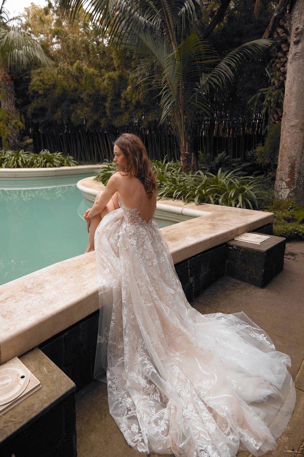 The Poetry of Lace: Discovering Liz Martinez's Romantic Wedding Vision