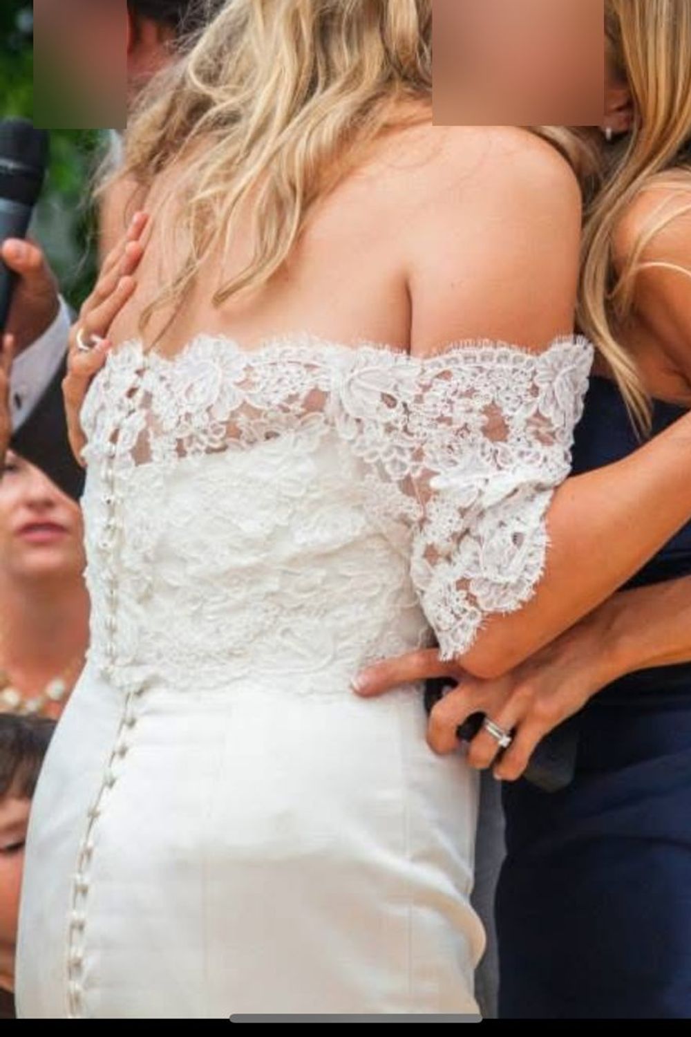 The Art of Understated Luxury: Caroline Castigliano Bridal at Kleinfeld Again