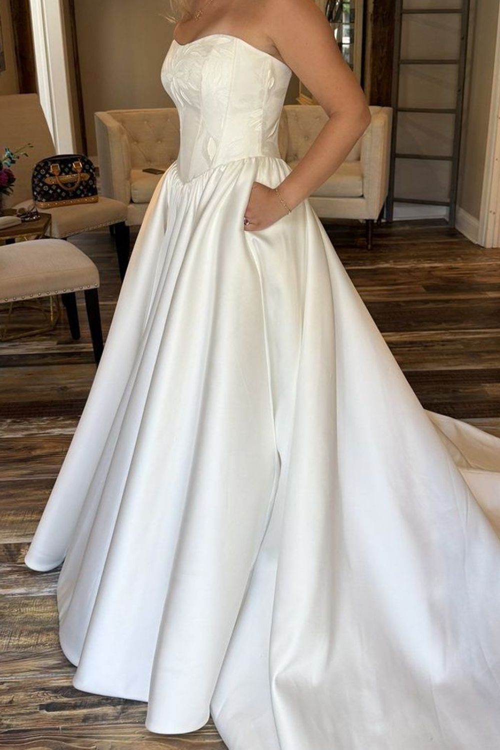 Fairy Tale Proportions: Savin London's Ball Gown Bridal Vision