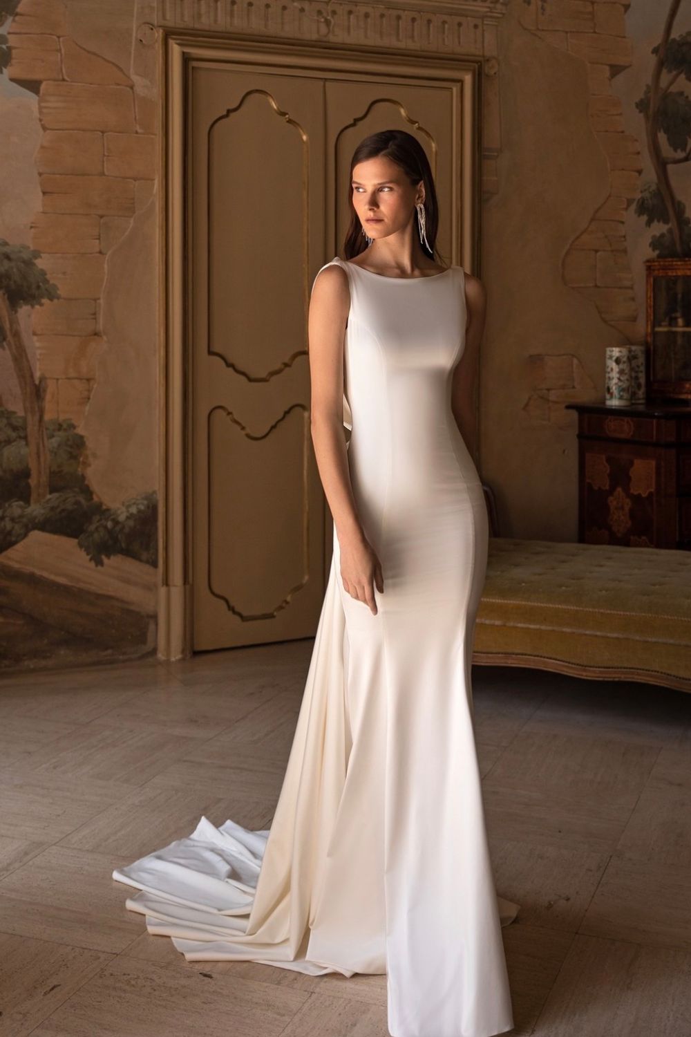 Eva Lendel Elegance: Luxury Design at Accessible Prices