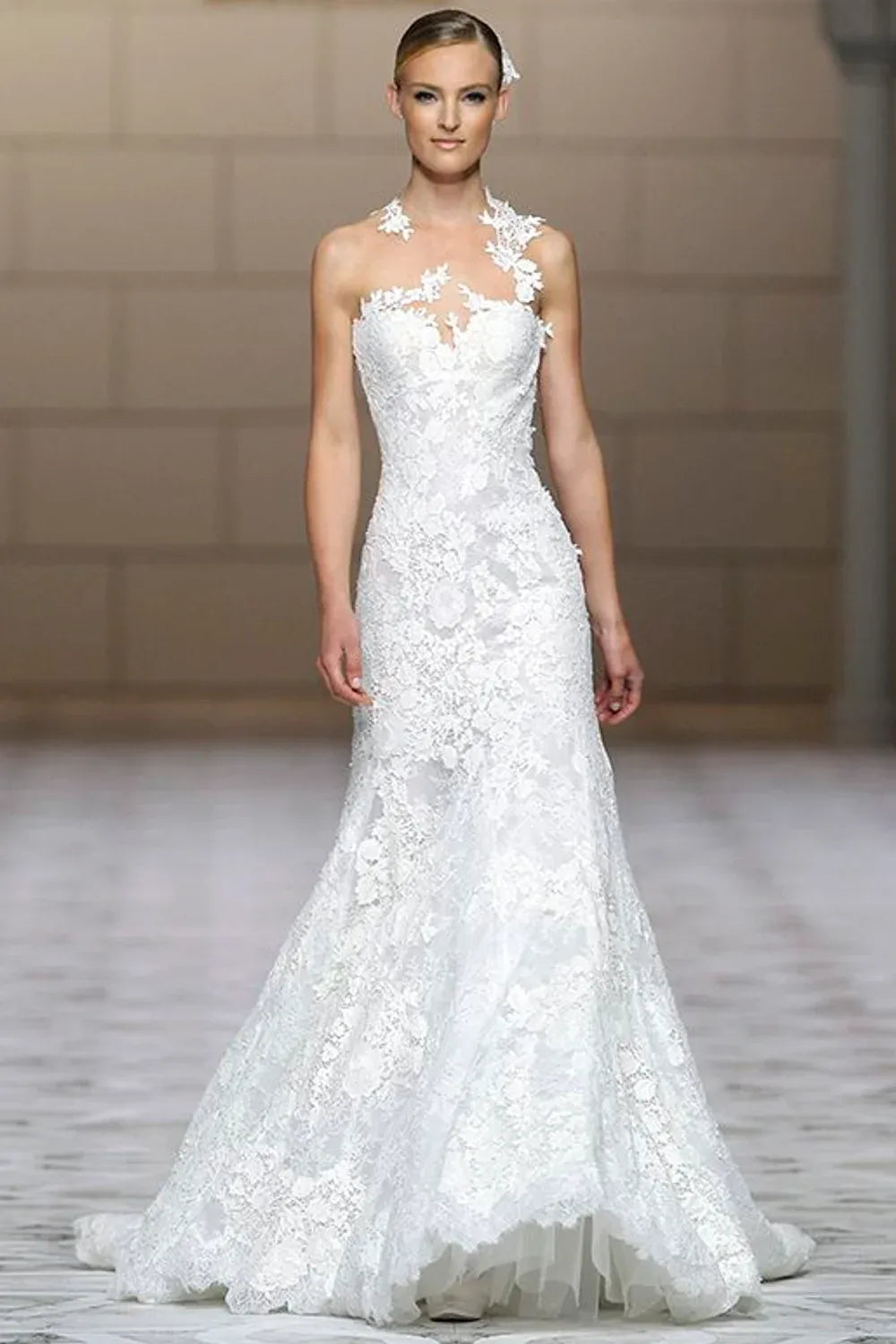 The Art of Spanish Couture: Atelier Pronovias Fit and Flare Mastery