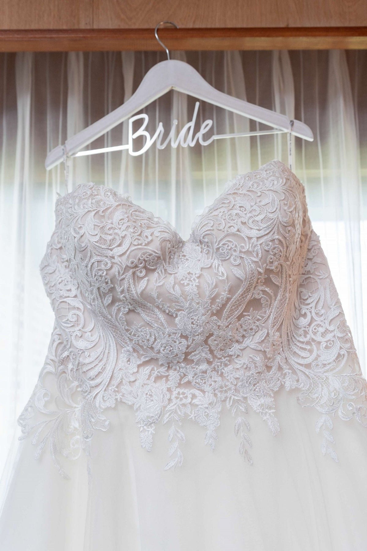 The Right Necklace for Every Wedding Dress Neckline — A Bride's Complete Guide