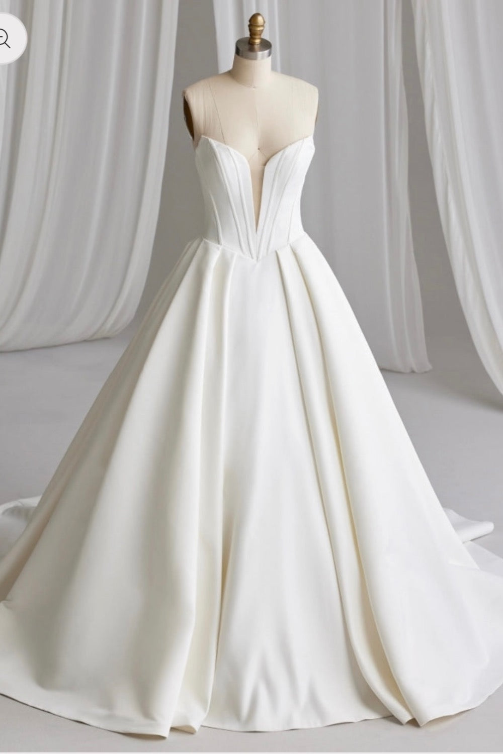 Your Wedding Dress Deserves a Second Love Story: The Complete Guide to Reselling