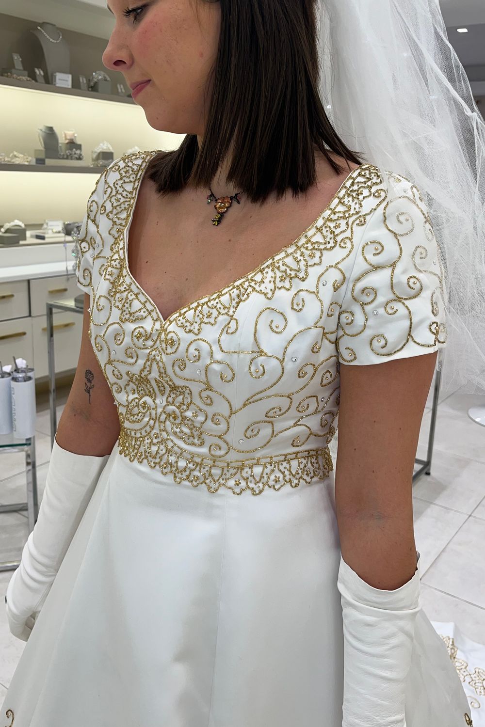 The Art of Bridal Gloves: Timeless Elegance for the Modern Bride