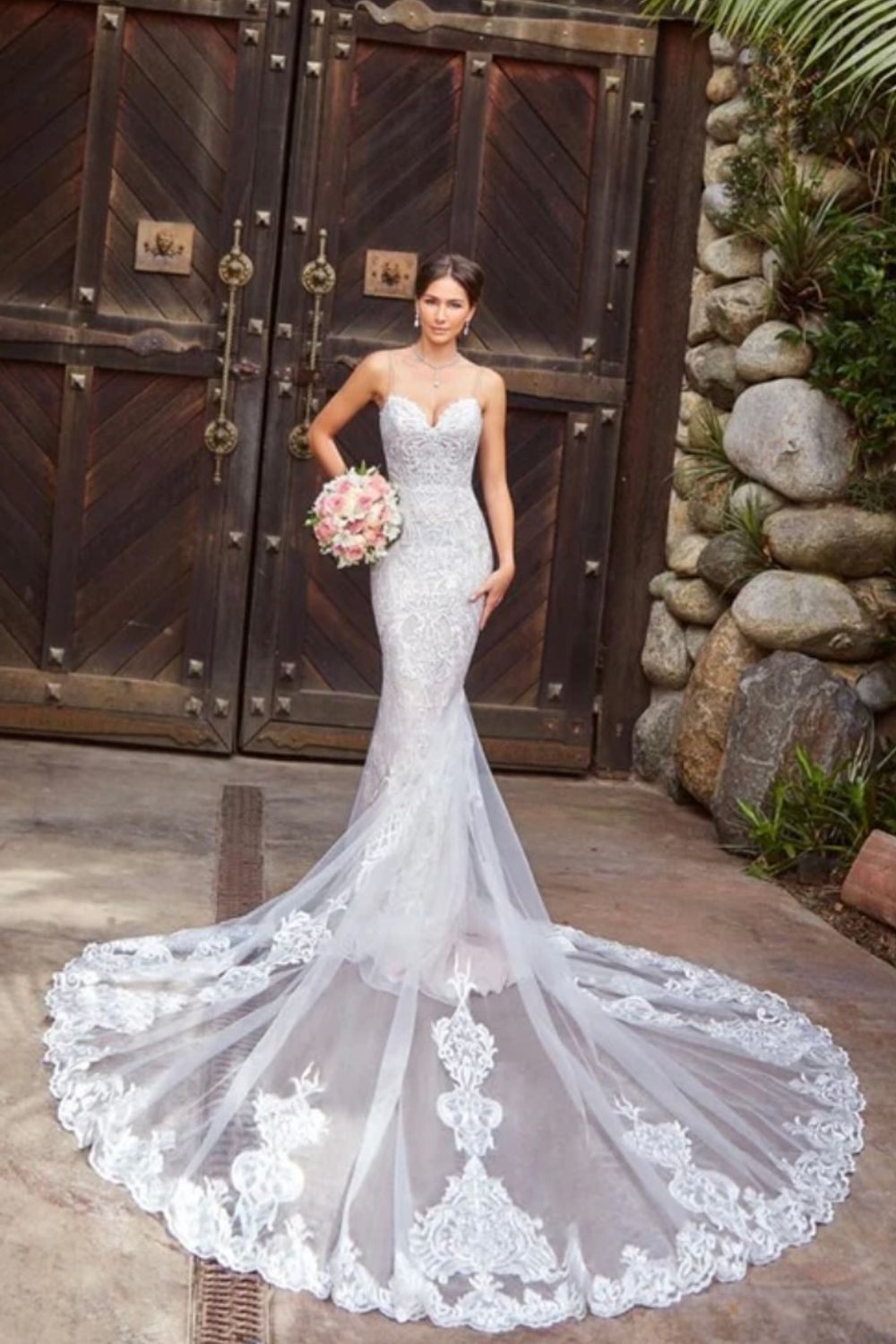 The Art of the Second Skin: Kitty Chen's Sheath & Trumpet Gowns