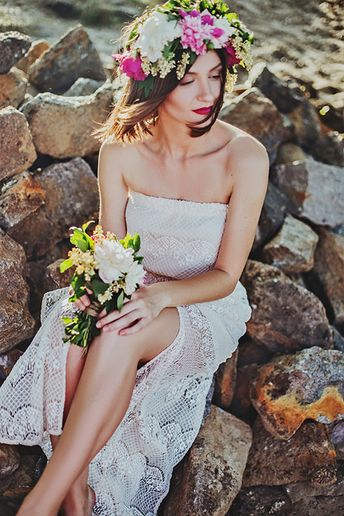 The Timeless Appeal of Simple Wedding Dresses