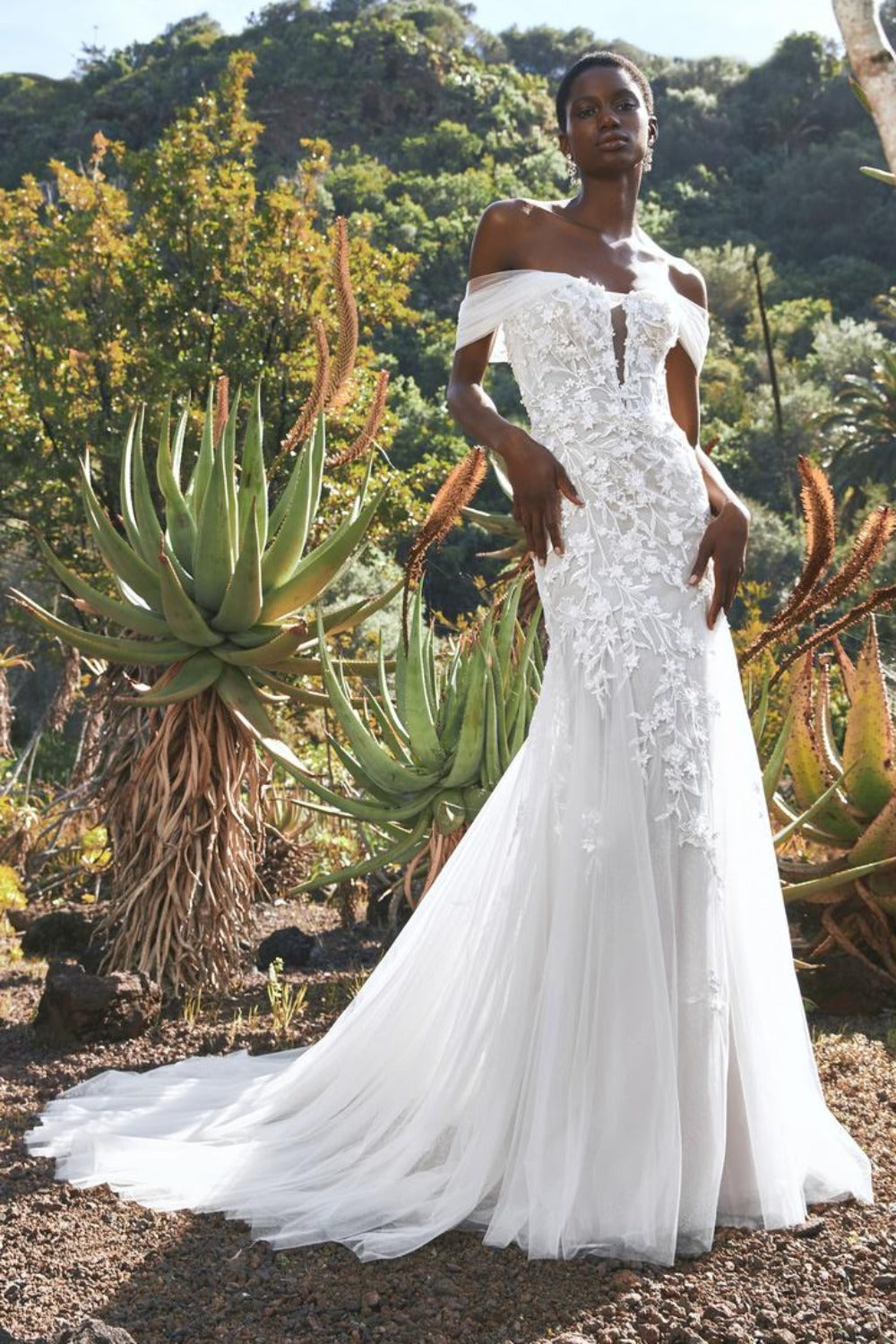 Pronovias-BAIKAL-UNLINED-0