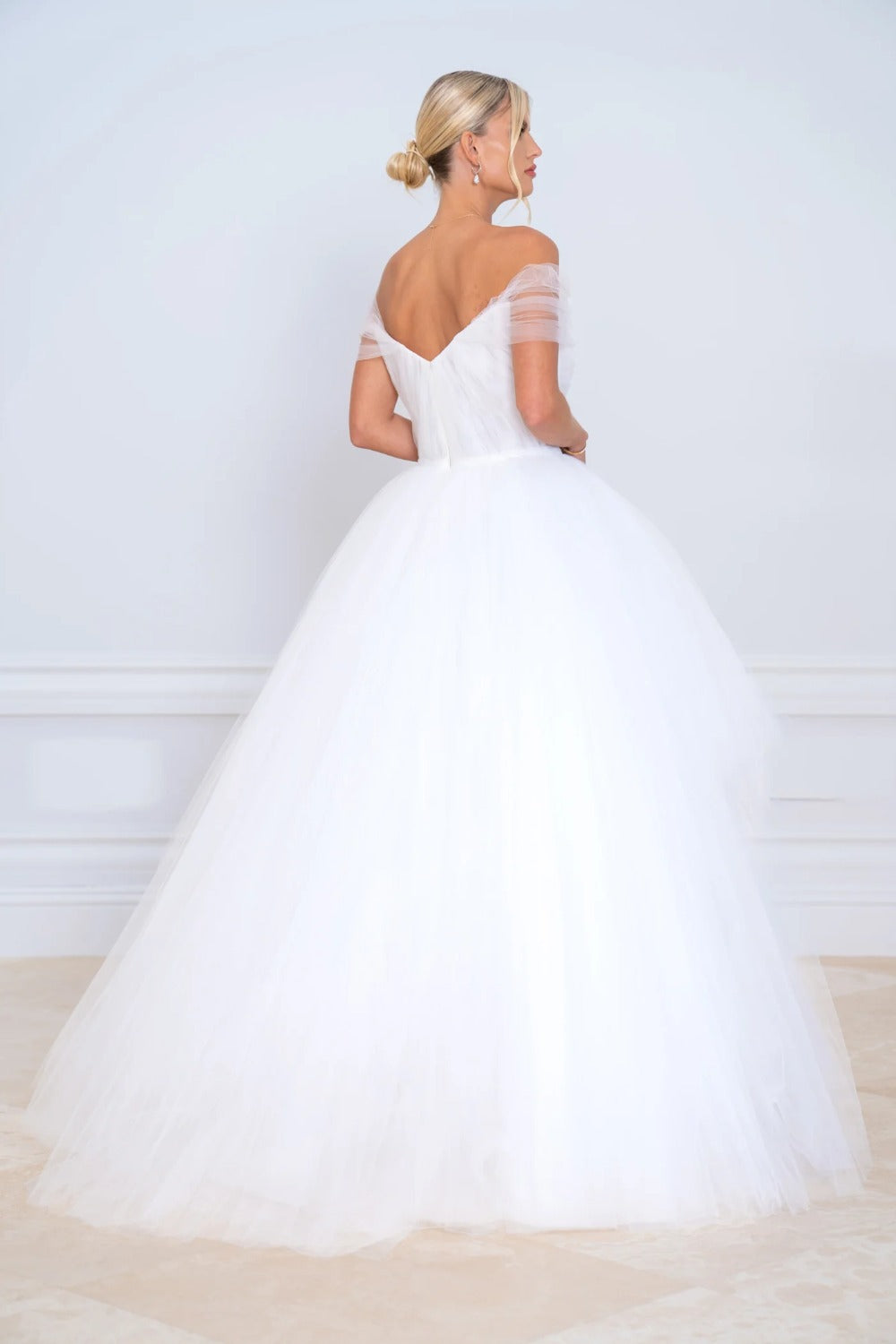 Reem Acra-Night Dreem Gown STYLE6711-1