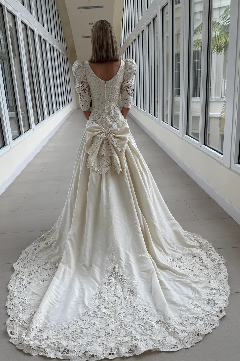 Eva Haynal Forsyth Custom with Veil and Headpiece 11