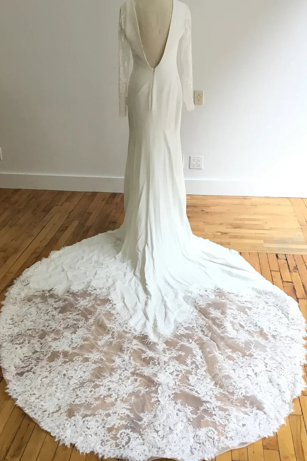Pronovias LUNAS 3