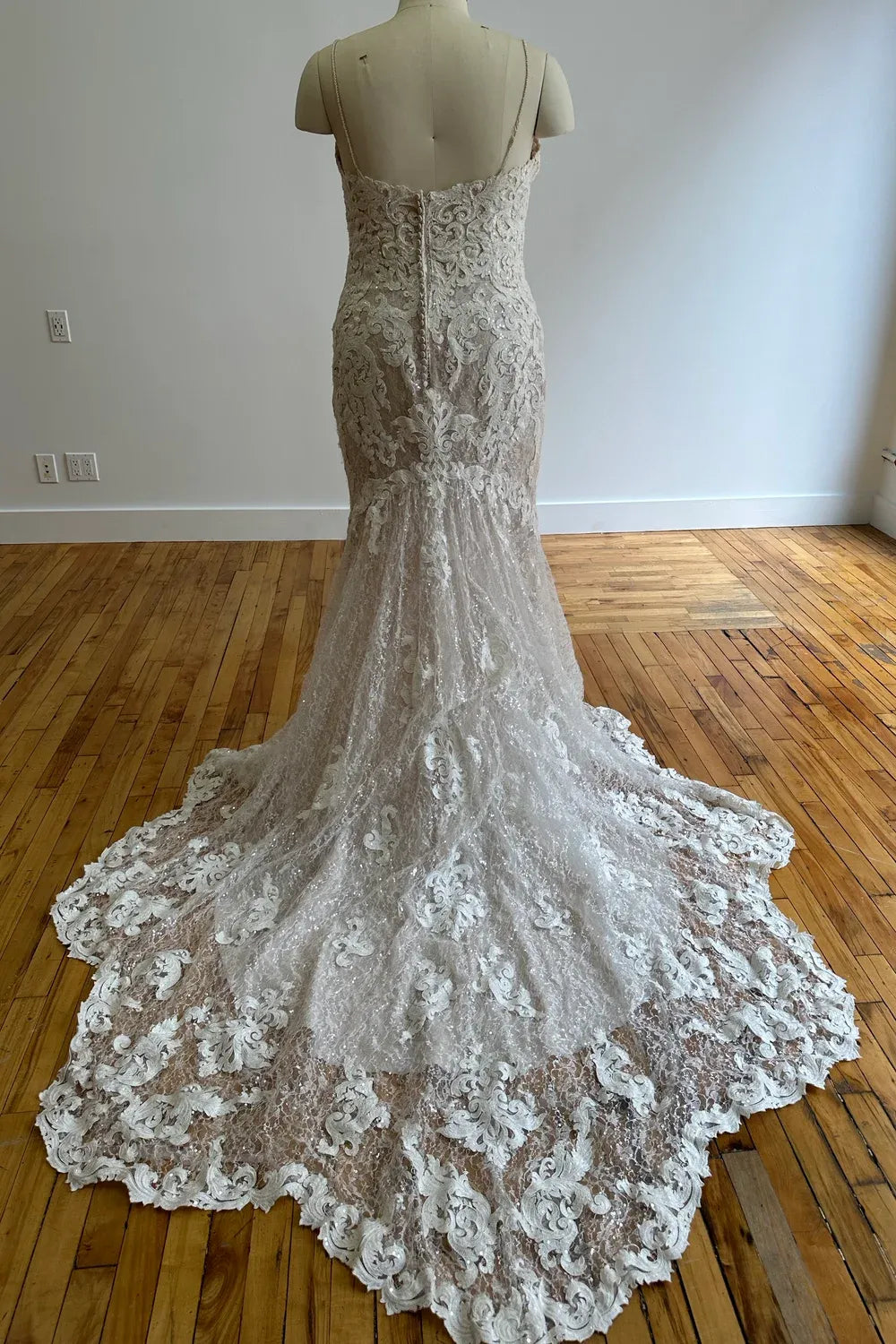 Maggie Sottero TUSCANY ROYALE XS 2