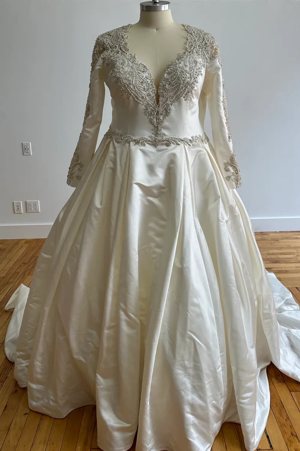 Maggie Sottero BRENNON XS 1