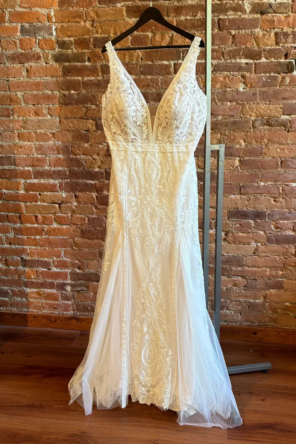 Paige Young Collection Aelin - 55131 1