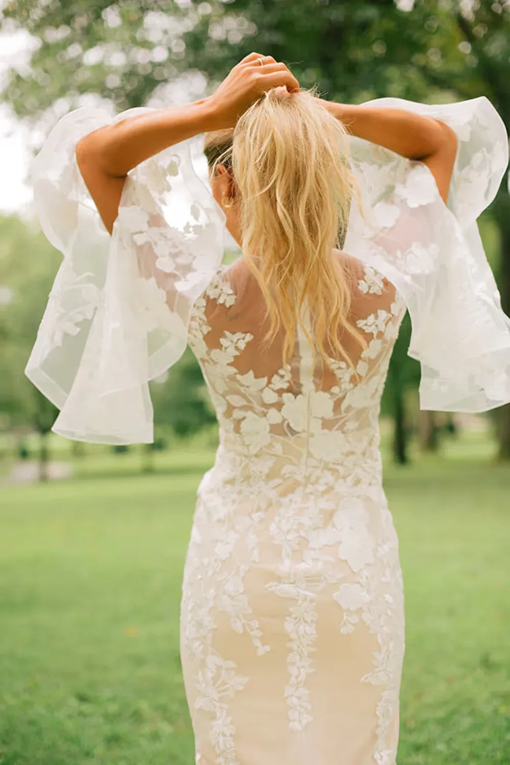 Olia Zavozina Evins Rose 3
