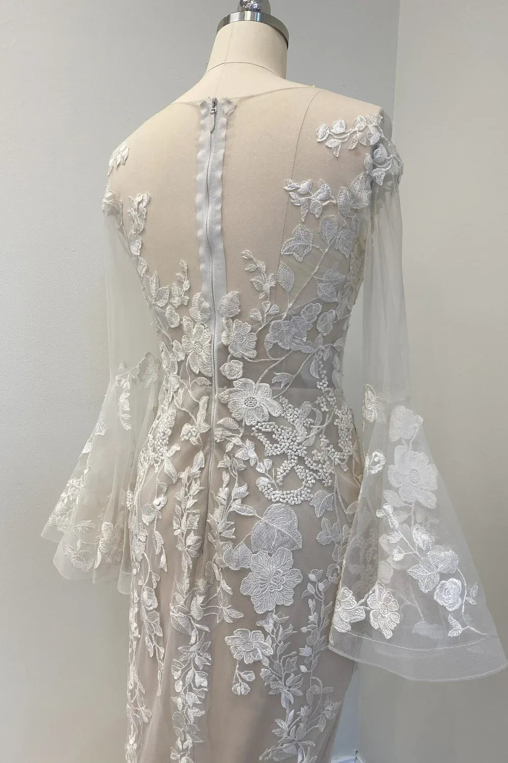 Olia Zavozina Evins Rose 7