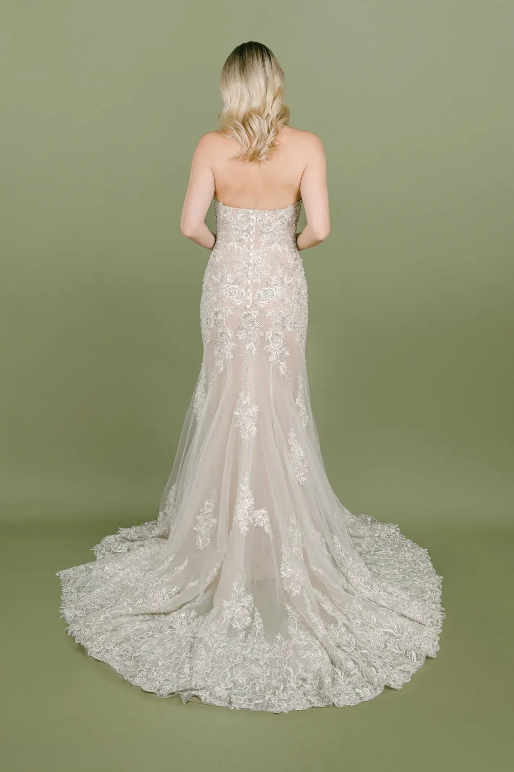 Olia Zavozina Willow 5