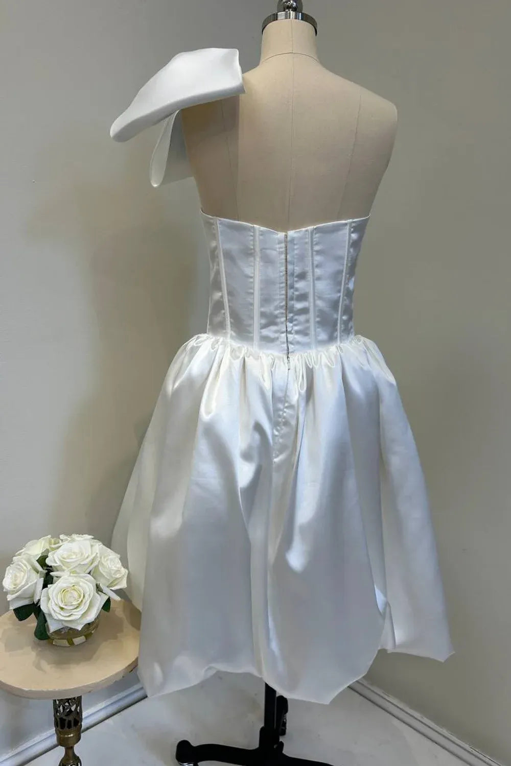 Olia Zavozina Lillie 1