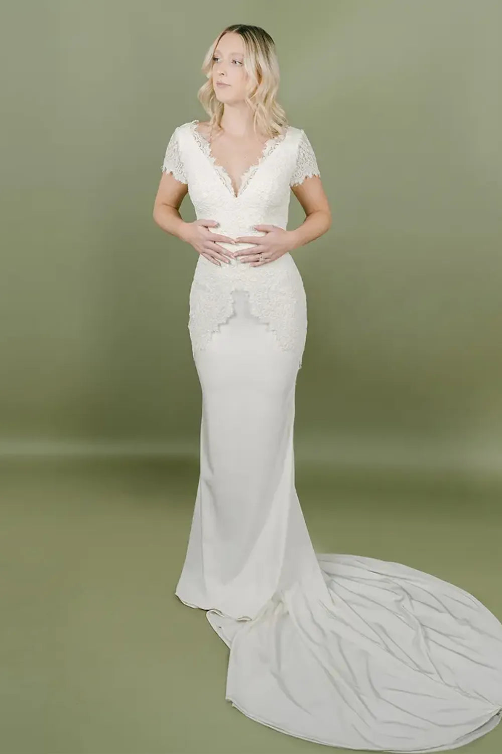 Olia Zavozina Angeline 0