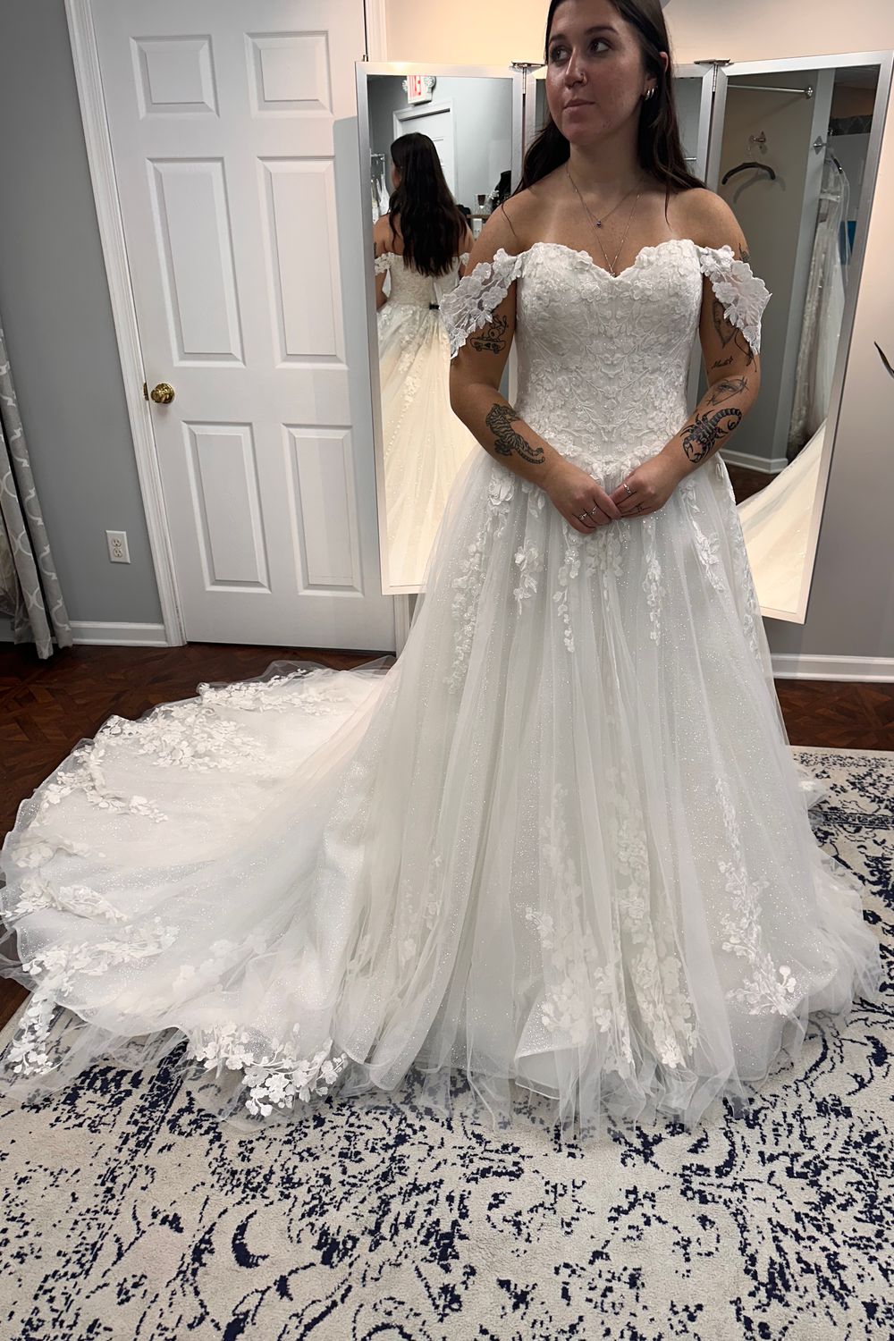 essense of australia off the shoulder dress Never Worn Essense of Australia D4106 Wedding Dress