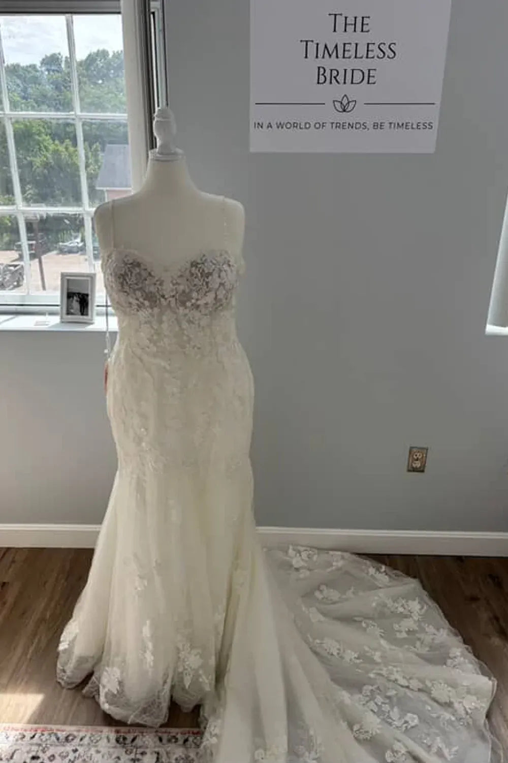 Sample Maggie Sottero Leanne Wedding Dress Sample Maggie Sottero Leanne Wedding Dress