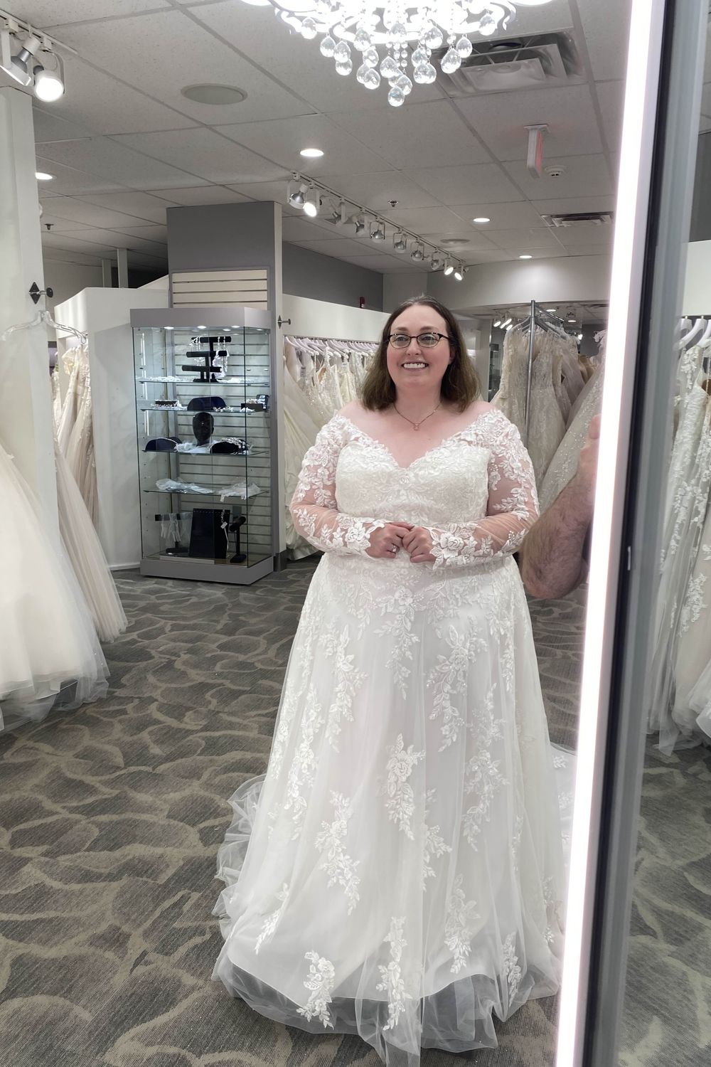 Never Worn Mori Lee Emilia Wedding Dress