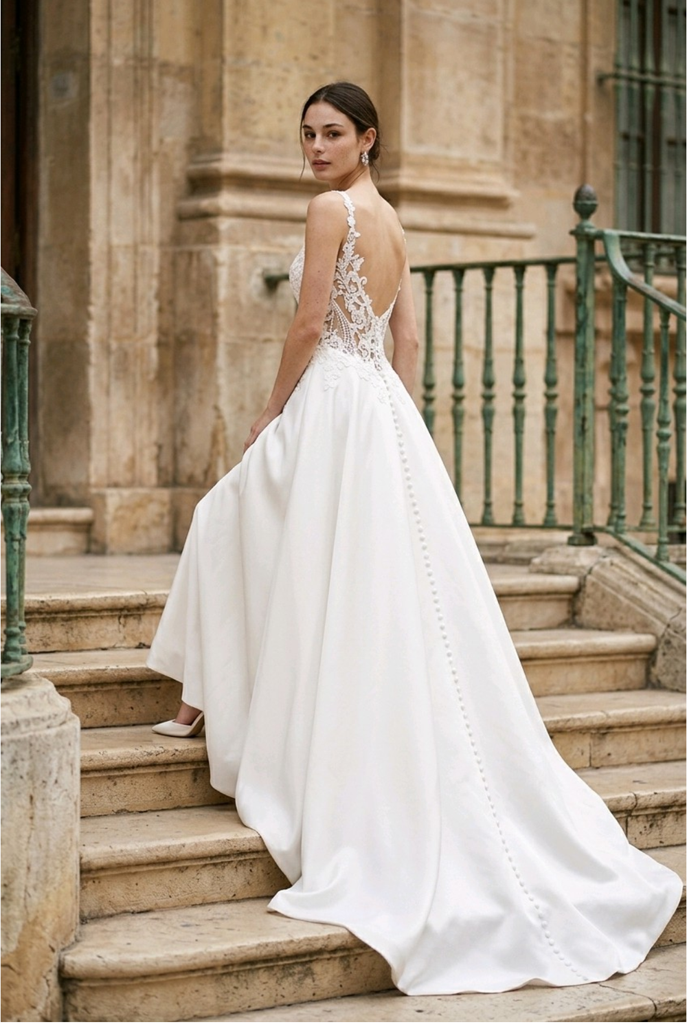 Enzoani Etoile Dutchess 11