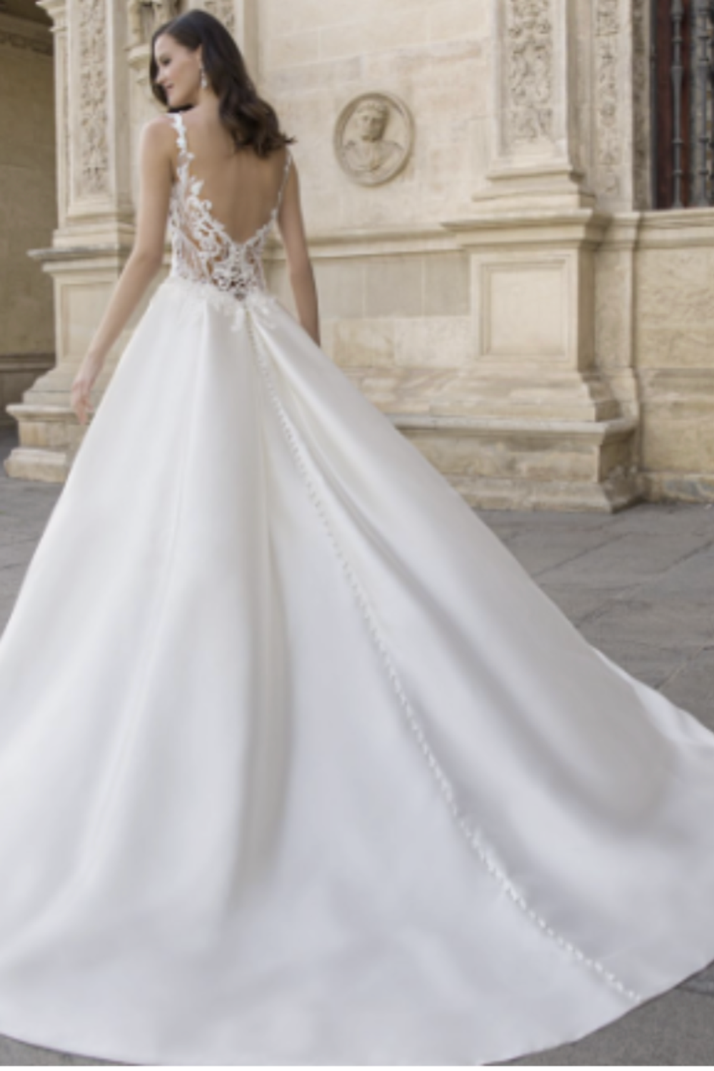 Enzoani Etoile Dutchess 1