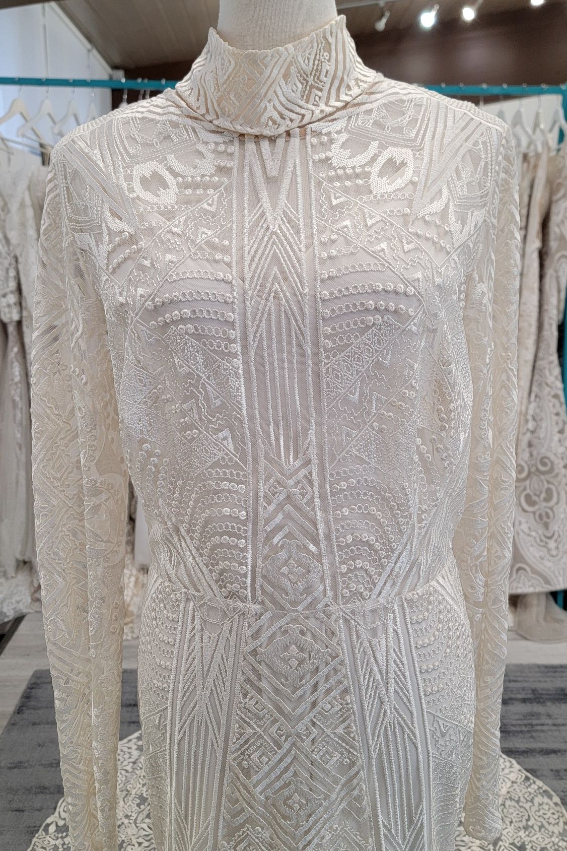 Rue De Seine Sundial Off White 4