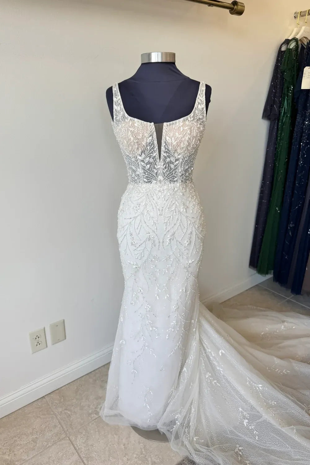 Sample Justin Alexander Evelyn Wedding Dress