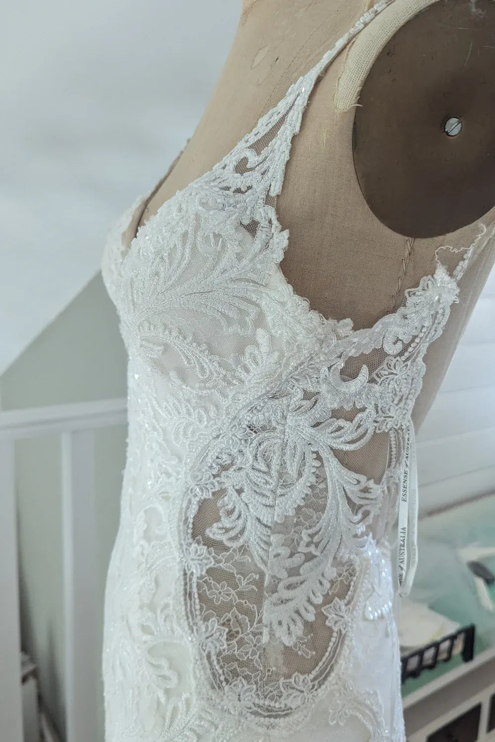 Essense of Australia D2760 5