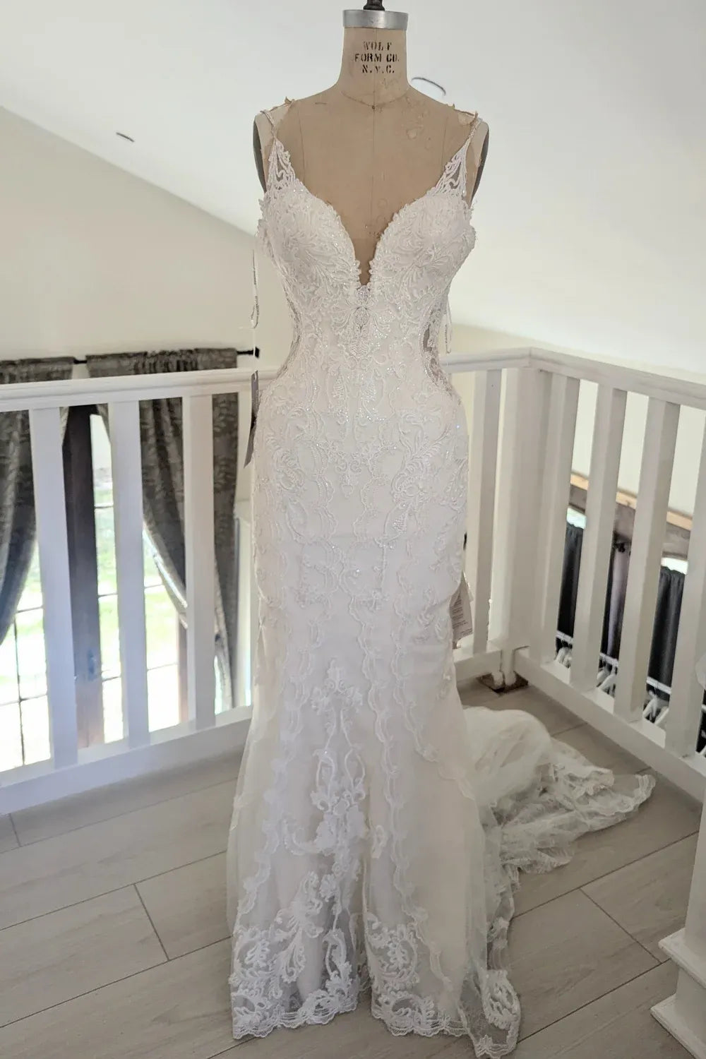 Essense of Australia D2760 4