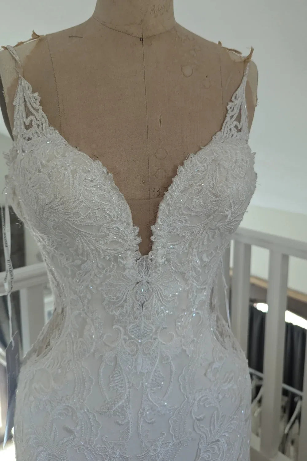 Essense of Australia D2760 6