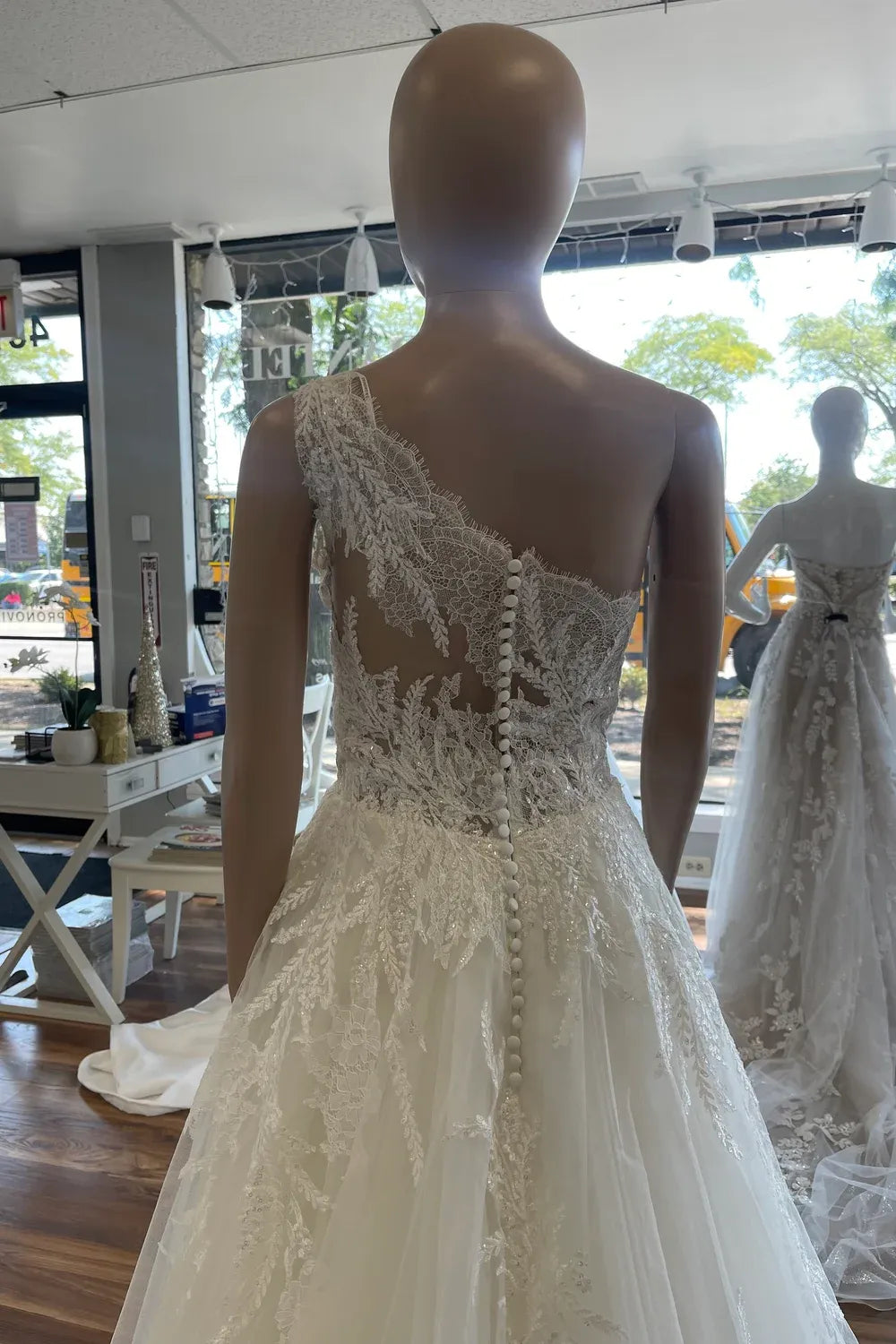 Pronovias Varda 8