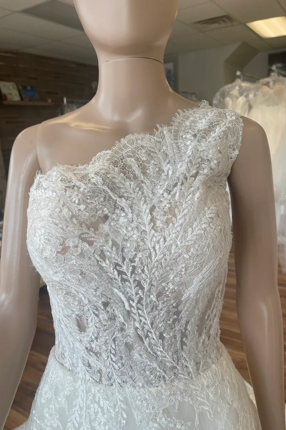 Pronovias Varda 4