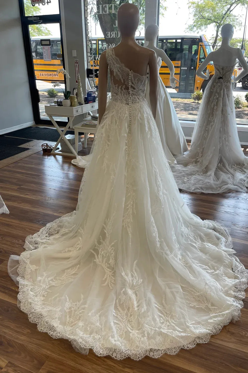 Pronovias Varda 6