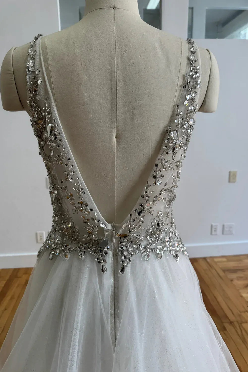 Lazaro Ashlyn 3