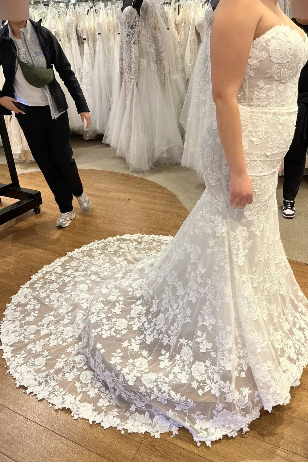 La femme B1253 2
