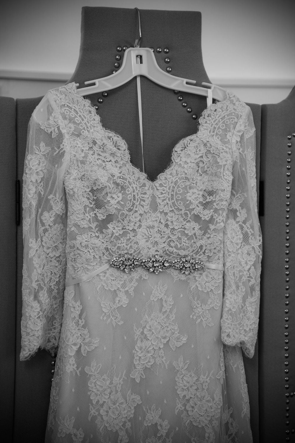 Maggie Sottero Vintage Inspired Ivory Lace Wedding Dress 1