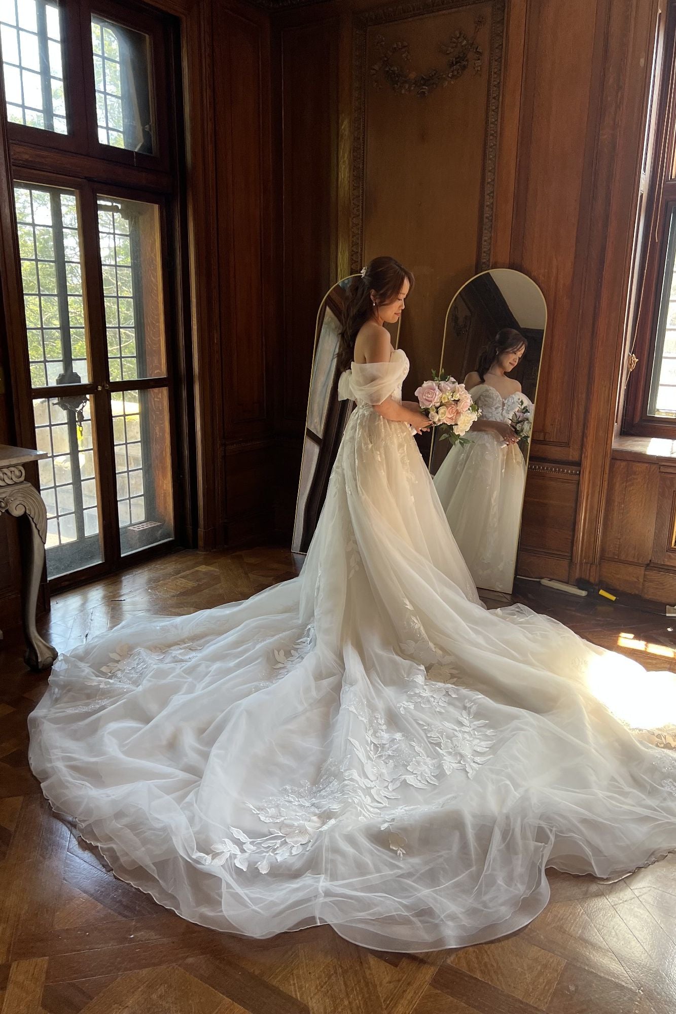 Pronovias Kamerie 0
