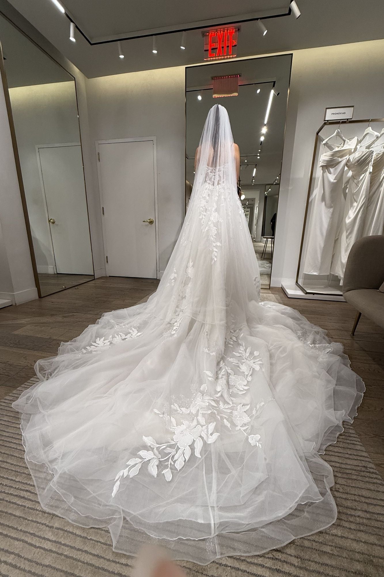 Pronovias Kamerie 1