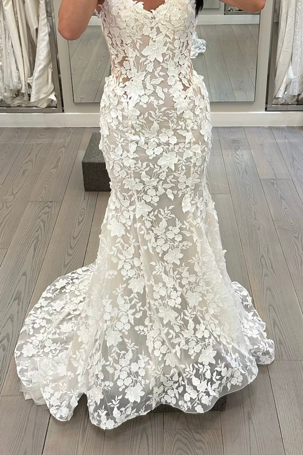 Tina Valerdi Calanthe  4