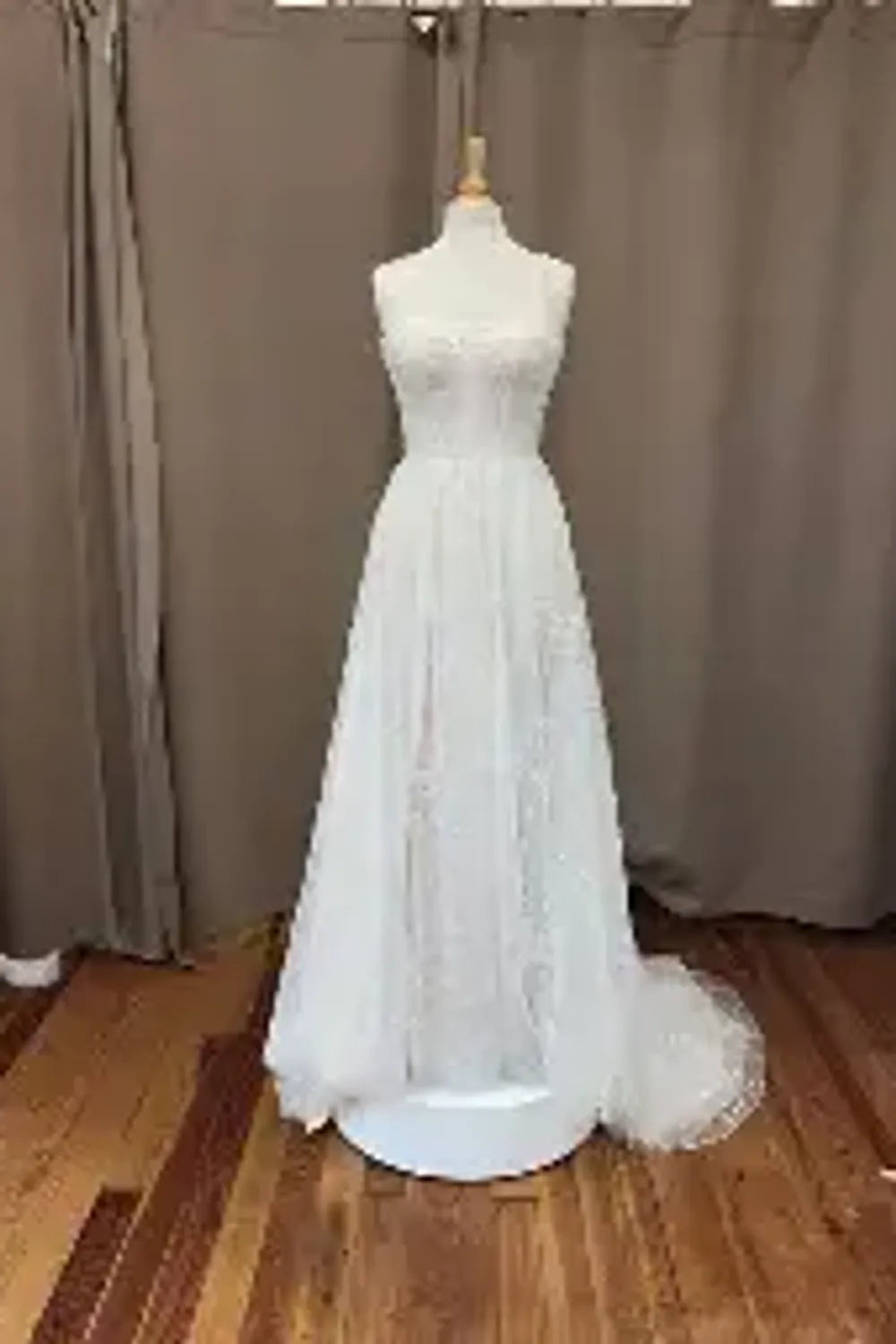 Allure Bridals E302L Zuma 6
