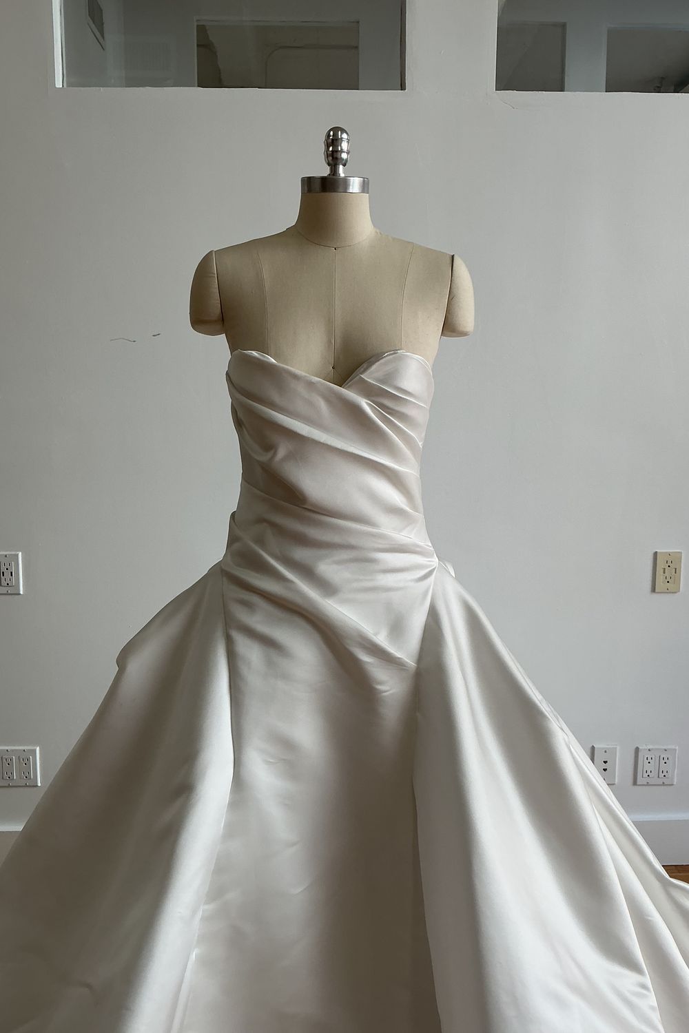 Nardos Design Violet-Gown 3