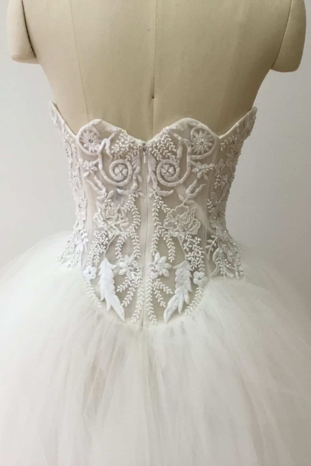 Reem Acra Whisper 4