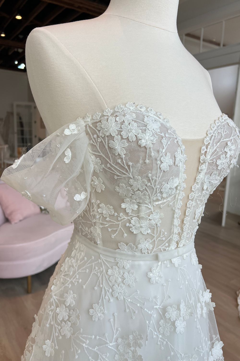 White April WA296-1Z 2