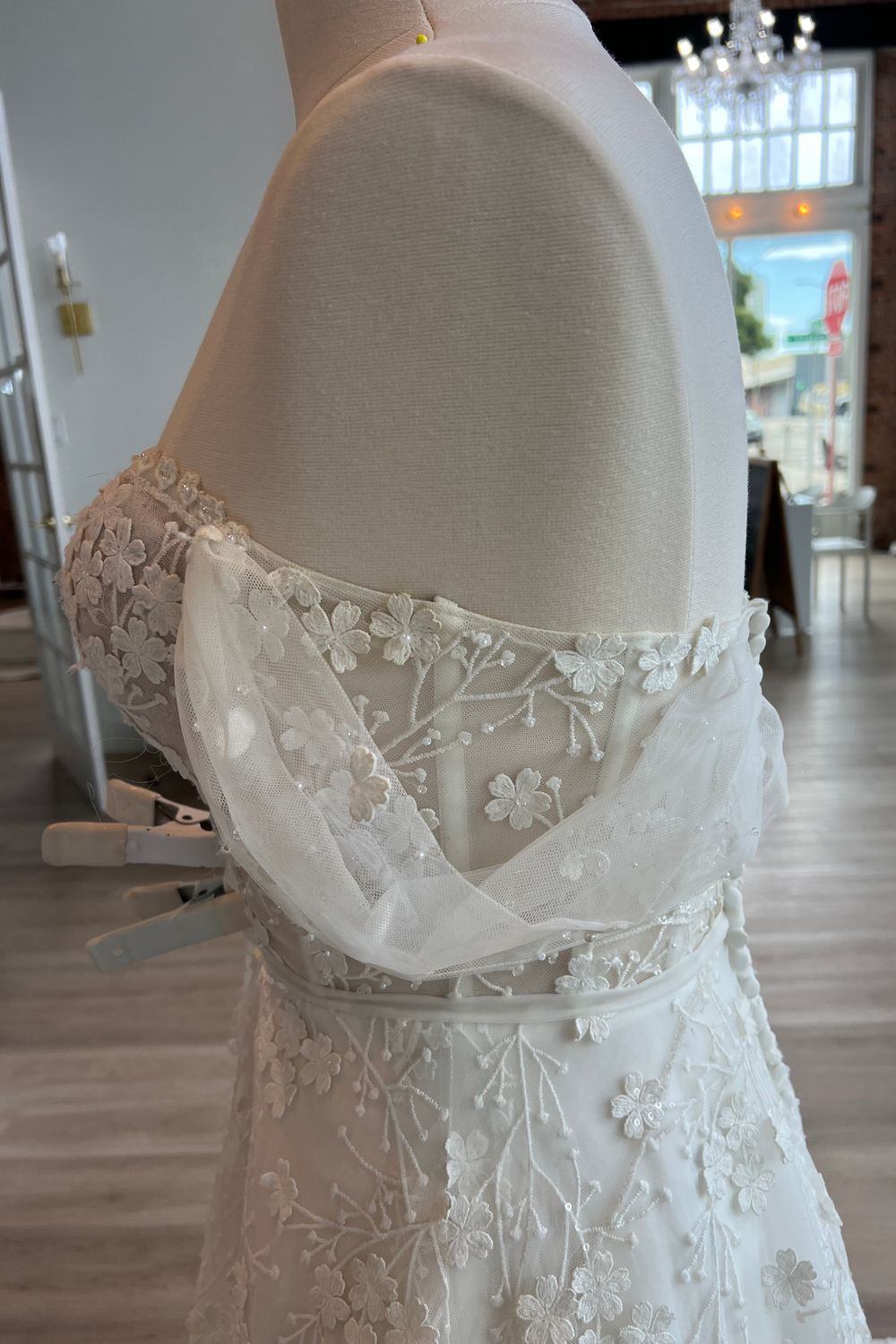White April WA296-1Z 11