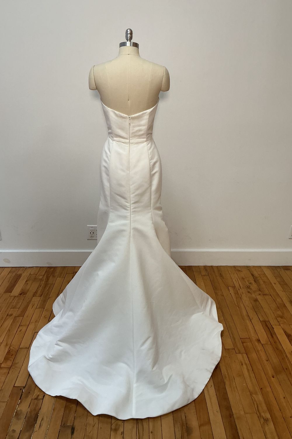 Anne Barge Bedfordgown 3